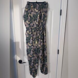 New. Never worn jumpsuit/coverup